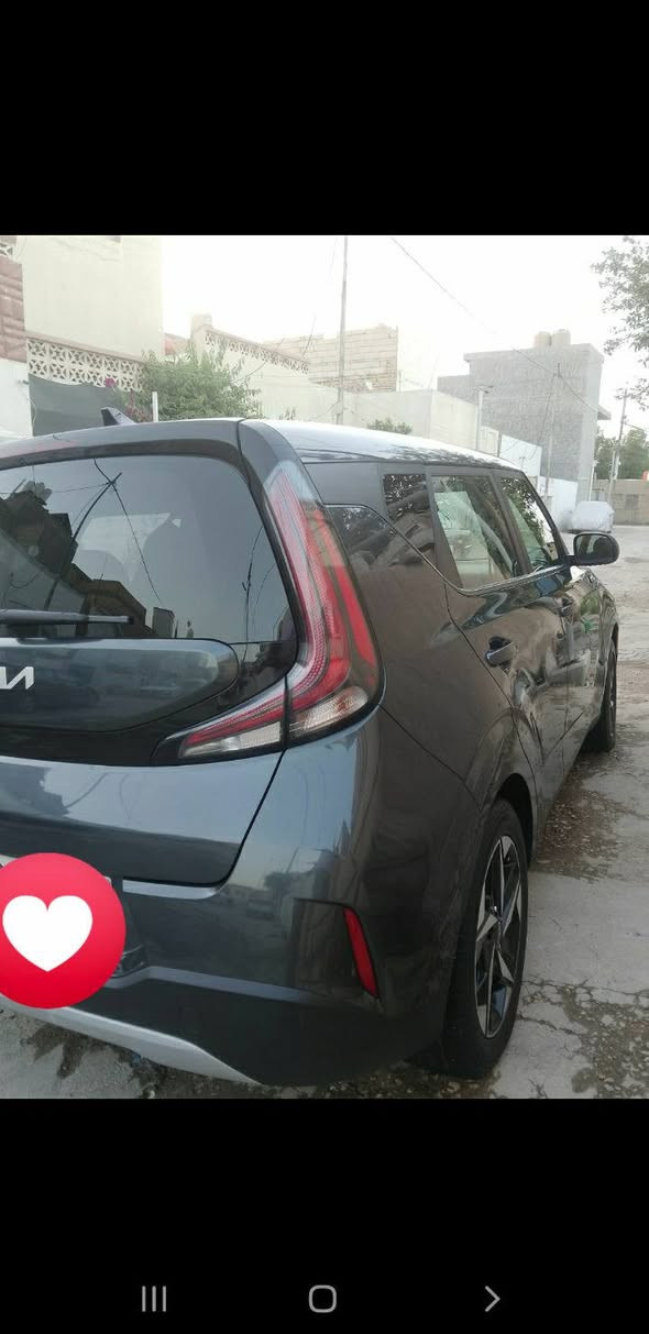 السلام عليكم 
كيا صول 2023
سيارة جديده حادثه بس بنيد
بدون دواخل حداديه كير مكينه كهربائيات كله وضع شركه
تخم تاير جديد
سيارة ماناقصه اي شي تحكم جهتين
توقيف ذاتي
شاشه جبيرة
4 ويال دسكات
مراوس بكيا فورتي اراوس عادي
الاتصال على الخط او واتساب
***********

