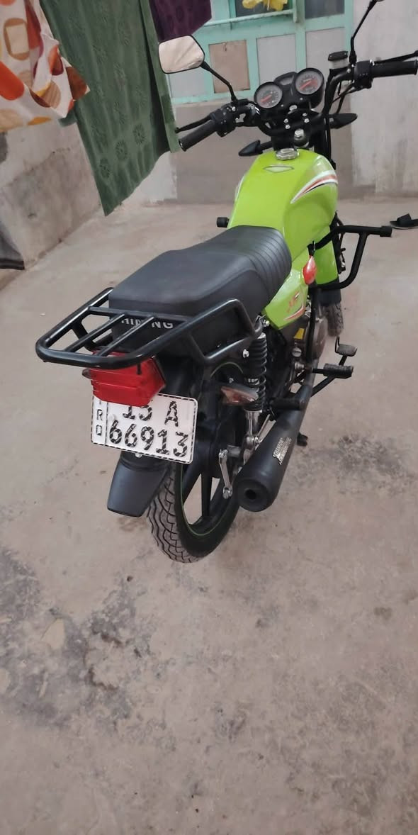 للبيع شانك جديده فول مسجل كمل موديل 2023 رقم نزكليزي صرلها 10 تيام مشدوده بعدها زيرو للبيع اني من الرمادي حي التأميم شراي اتصل ***********
