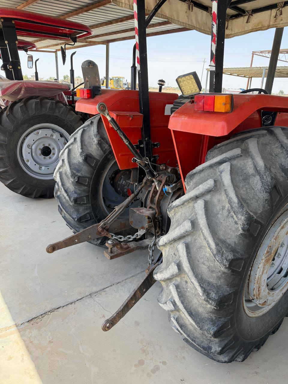 ساحبة زراعيه للبيع مديل ١٩٩٨ تركية...كلها ع شركة *********** المكان صلاح الدين سامراء
