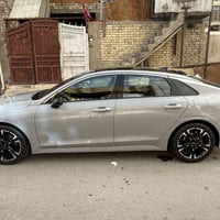 كي فايف موديل ٢٣فول مواصفات سيارة كلين مابيها حادث فقط دعامية امامية م...