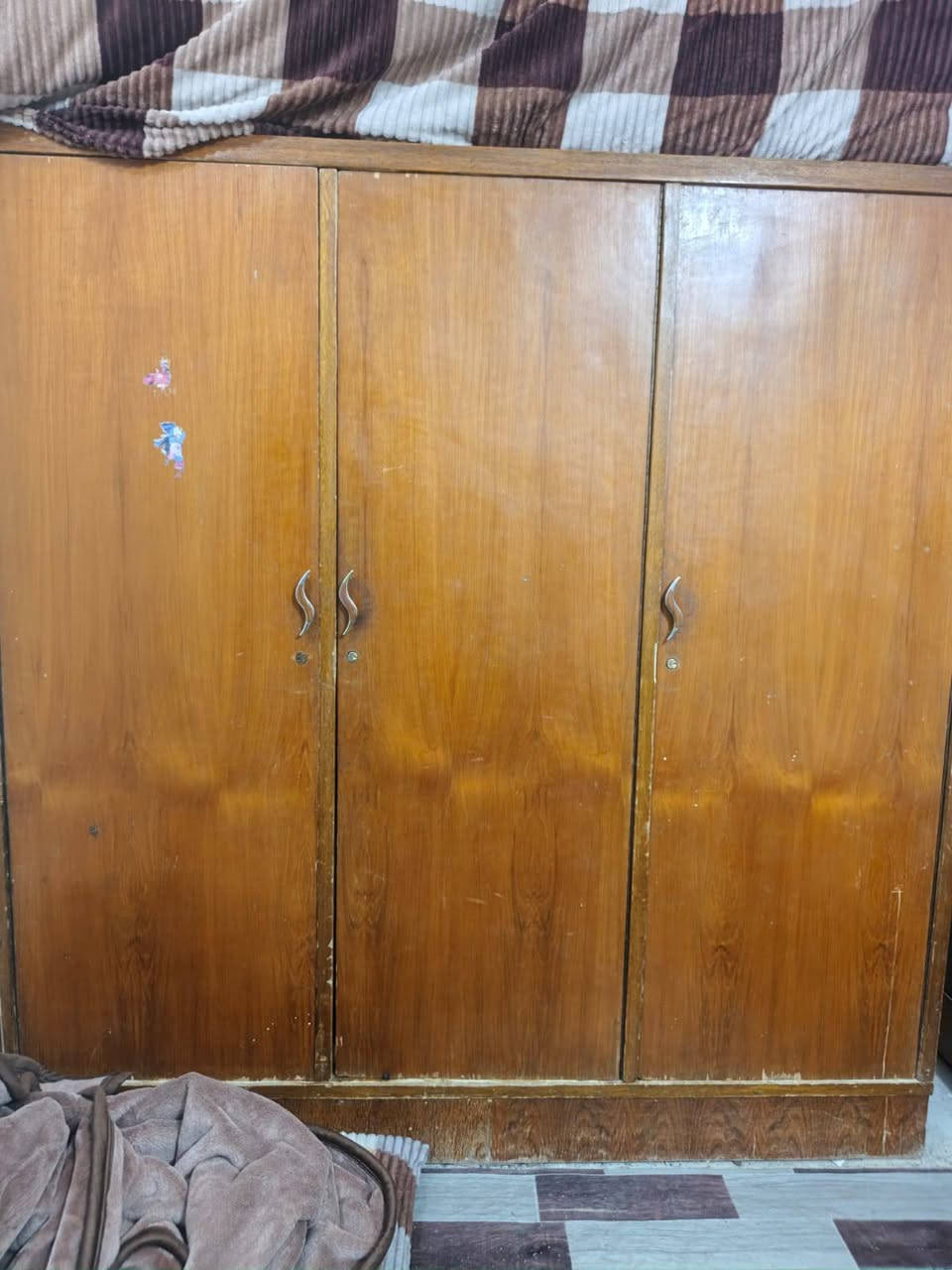 كنتور السعر 90وبوفيه 75وتخت جربايه هو ودوشك 100


**إذا كنت صاحب هذا الإعلان وتريد حذفه لأي سبب، رجاءا أرسل رسالة إلى الدعم الفني**