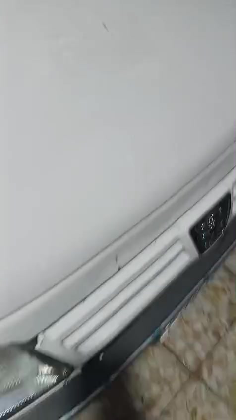 السلام عليكم بيجو روى لبيع موديل ٢٠٠٩
رقم بغداد انكليزي تحويل مباشر 
محرك كير اكسل محور كارينا سيارة حلوة 
كبرسر التبريد لطش سعرهة ٢٦
وبيهة مجال مكاني بغداد الغزالية
 رقم الهاتف ***********
