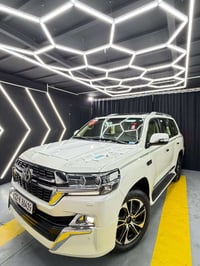 لاندكروز جراند تورينج • ٢٠٢١ • ٦٦٠٠٠ كم