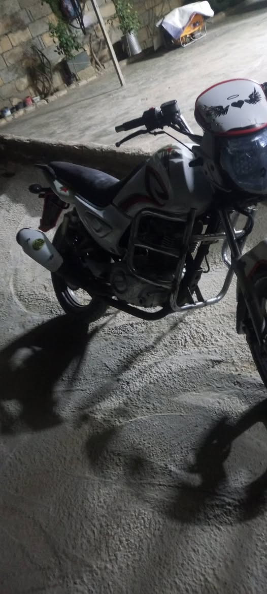 سلام عليكم سنكي للبيع السعر 400 وبيه مجال مستعجل علا بيعته بيع خيط بخار فقط شرط شلعه ومعدل الرقم ***********...
