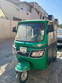 تكتك تي في اس للبيع مرقم بغداد ما بيها لا صبغ ولا معجون  مكاني بغداد ا...