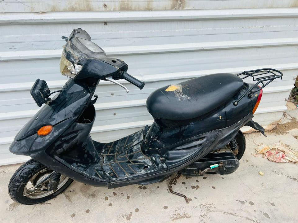 دراجة يوماها تسعة مكينة نشطة  اوراق السعر ٣٠٠وبيهة مجال  للاتصال ***********
