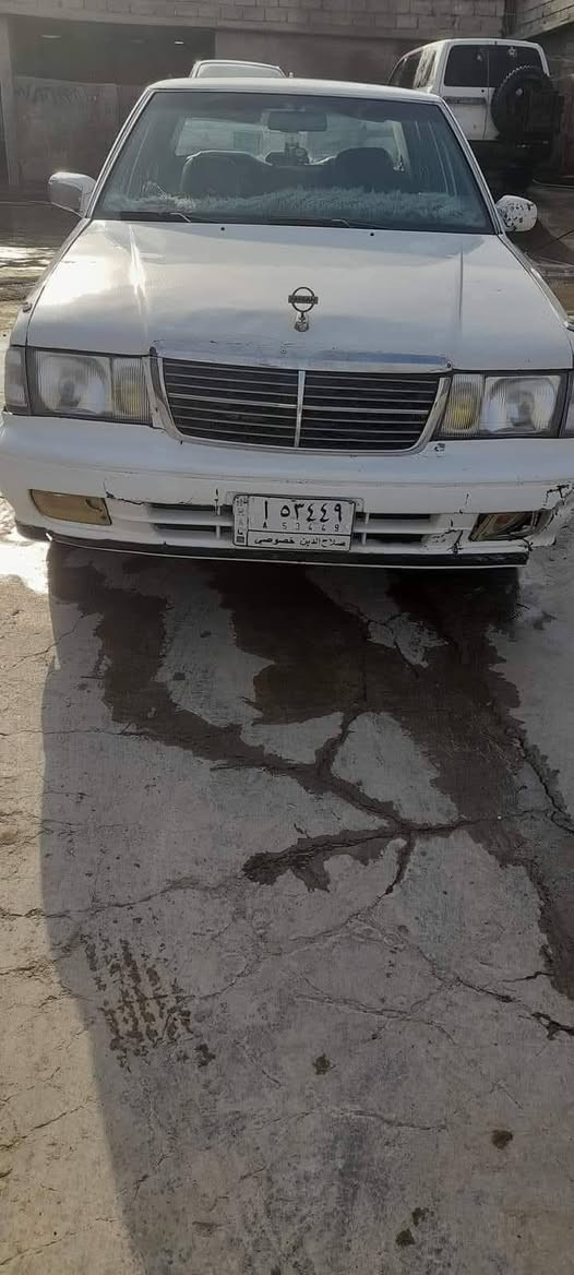السلام عليكم ورحمه الله وبركاته سدرك للبيع موديل 98 گير ومحرك بطه جديد شرط طخم تاير جديد صدر خلفي وامامي جديد والباقي جدام العين السعر 26 ورقه  صلاح الدين الماني تحويل او وكاله من الشرقاط بعاجه  /رقم الهاتف ***********
