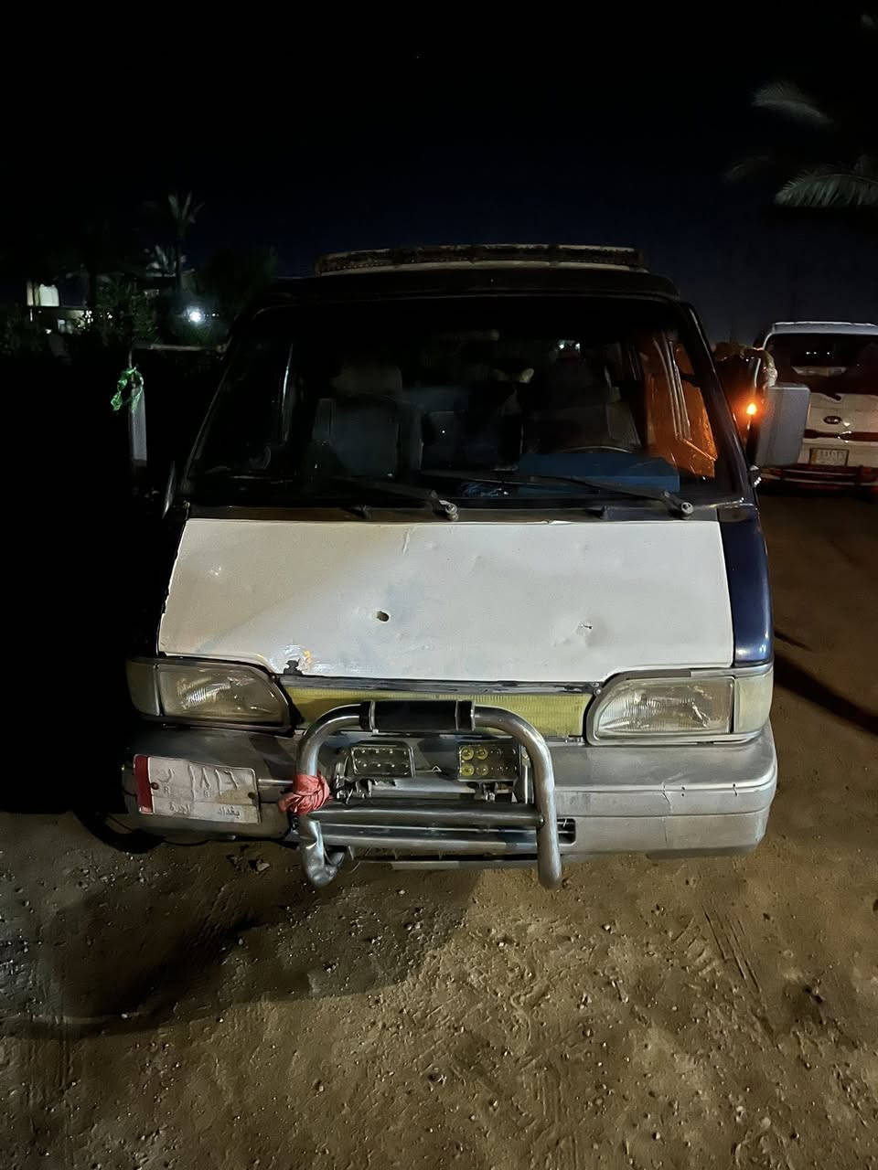 السلام عليكم كيا باص موديل 94 السياره نضيفه رقم بغداد مصفره السنويه ل 28  سياره حلوه مال جناي السعر 31 وبيها مجال بسيط مكاني بابل جبله الاستفسار ***********
