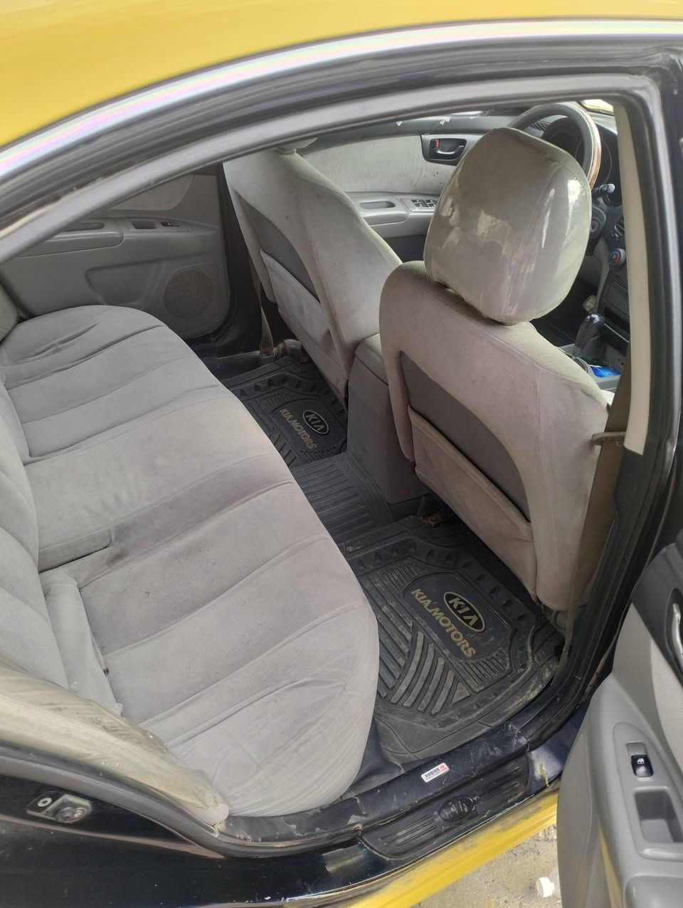 اوبتما 2009 رقم بغداد انكليزي باسمي السياره أمريكية حادثة حافة البنيد كلها ليبل واحد مكفوله من التبديل والمعجون صبغه اولى مكينه وكير مكفولات مكينه2400خمسه كير تبريد وحداديه فول السياره جاهزه من كلشي 

سعرها 118 وبيها مجال حك الجيه 

مكان السياره بابل مركز المدينه 

للاستفسار الاتصال على الرقم ***********
