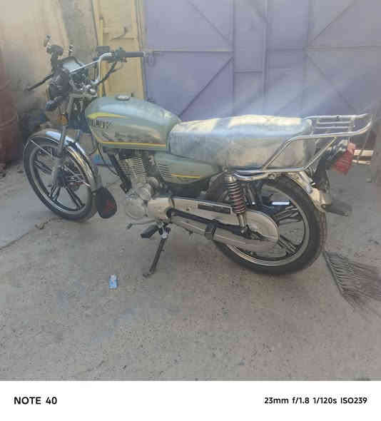 سيفان موديل 24كهربايات كلهة شغالة  دشبول طافي وراق كاملة سعر 600وبيهة مجال مكاني ديالئ هبهب ***********
