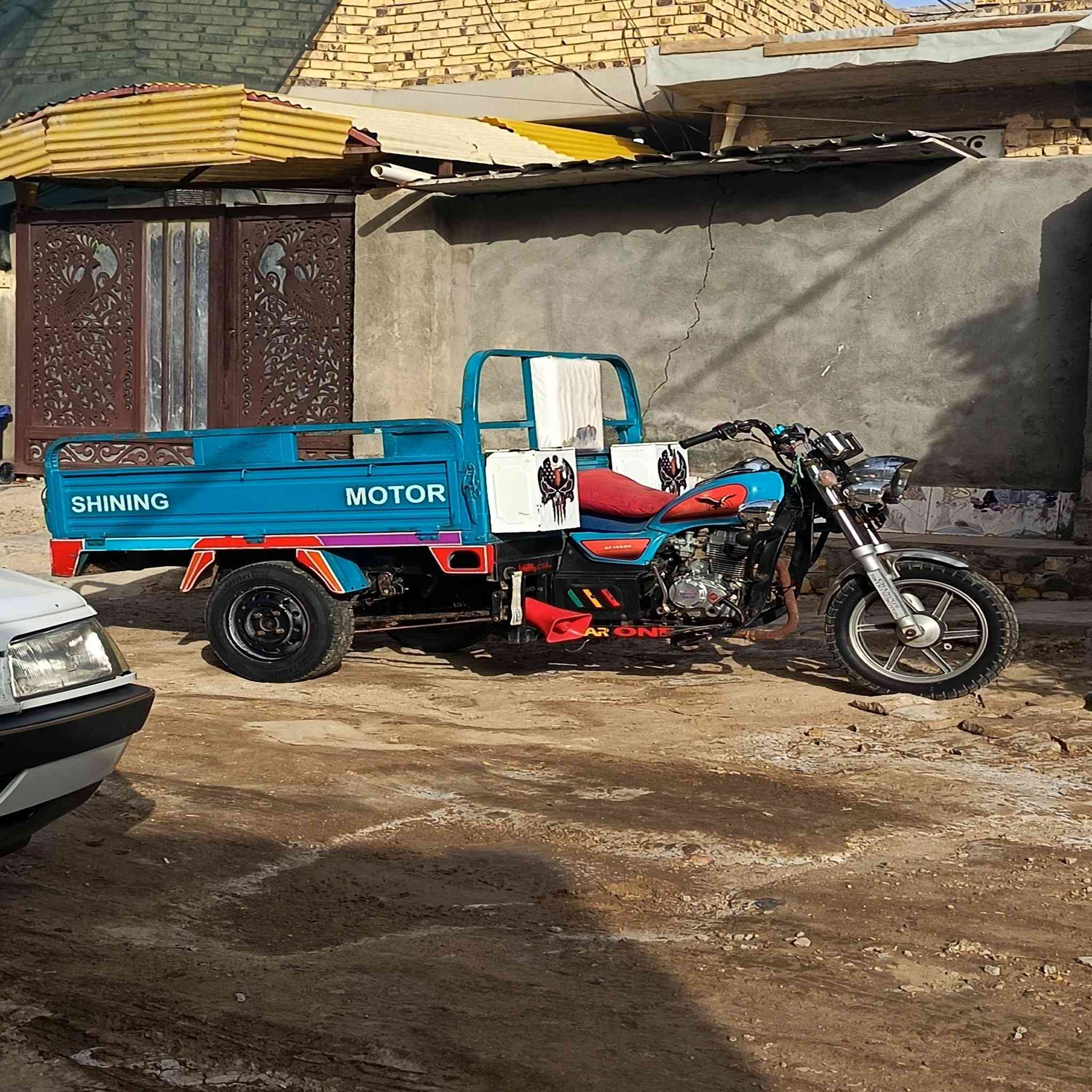 اسلام عليكم ستوته مديل 21 محرك 25 قبل شهر شديته اورق سكنر اكفلك سرقه اسعر. 1300.
أو بيه مجال..  ***********
