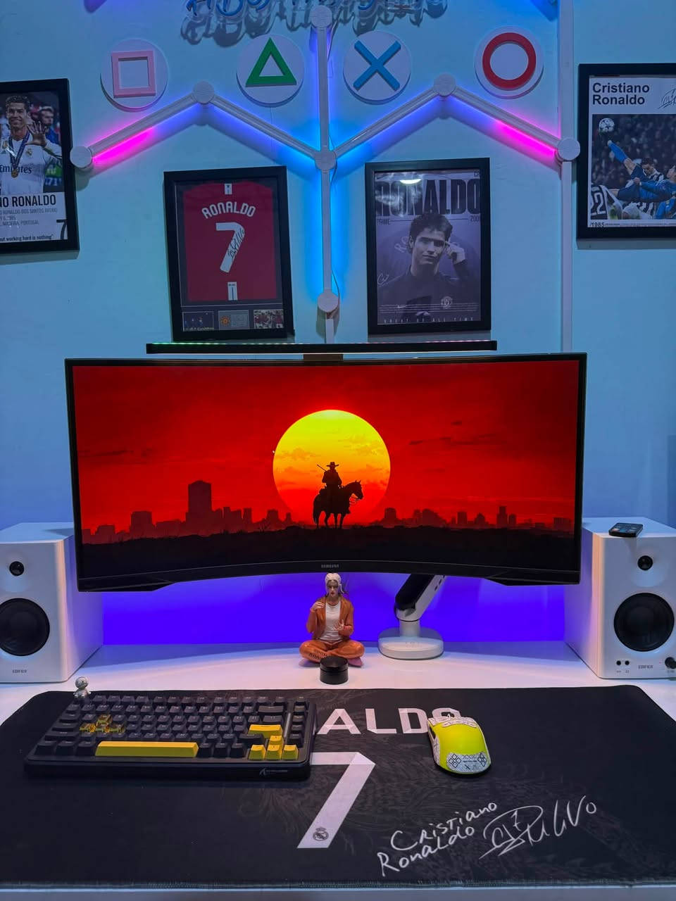 شاشتين للبيع سبب البيع طورت ل G9 OLED
سامسونك الترا وايد 34
Va
165 Hz
وياها ستاند تثبيت طاوله هدية كارتونها موجود وملحقات كامله
السعر 350 الف

اي او سي اللون الابيض 27
IPS
170 Hz
كارتونها موجود وملحقاتها كامله بيها فقط بكسل لون ابيض بس ابد ما ماثر وصغير ولا مبين وهذا من قبل سنه طلع بيها وباقي على حاله 

السعر 200 الف

الاسعار نهائية 🙏🏻

مكاني البصرة تجي تفحص وتشوف بعينك وتوصيل هم موجود بشرط الوسيط ادمن وتدفع عربون حتى اضمن حقي ❤️


**إذا كنت صاحب هذا الإعلان وتريد حذفه لأي سبب، رجاءا أرسل رسالة إلى الدعم الفني**