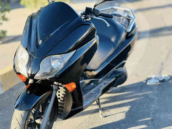 السلام عليكم دراجة فورزة 0\10 نقص بس قايش السعر مليون وبيهة مجال .***********
