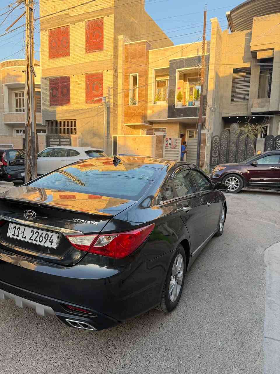 سلام عليكم سياره للبيع سوناتا 2011وارد امريكي حادثه بين لباب ولجاملغ لمامي  ومصبوغه عام بدون معجون جراد وصبغته صبغه جديد عله ايدي سياره جاهزه تخم تاير جديد صدر جديد داخله كله جديد سياره حلوه وجاهزه سعره 85وبيه مجال شي بصيط حك جيتك العنوان حي لحسين مقابل لبانزيخانه مال حيل عامل رقمي ***********
