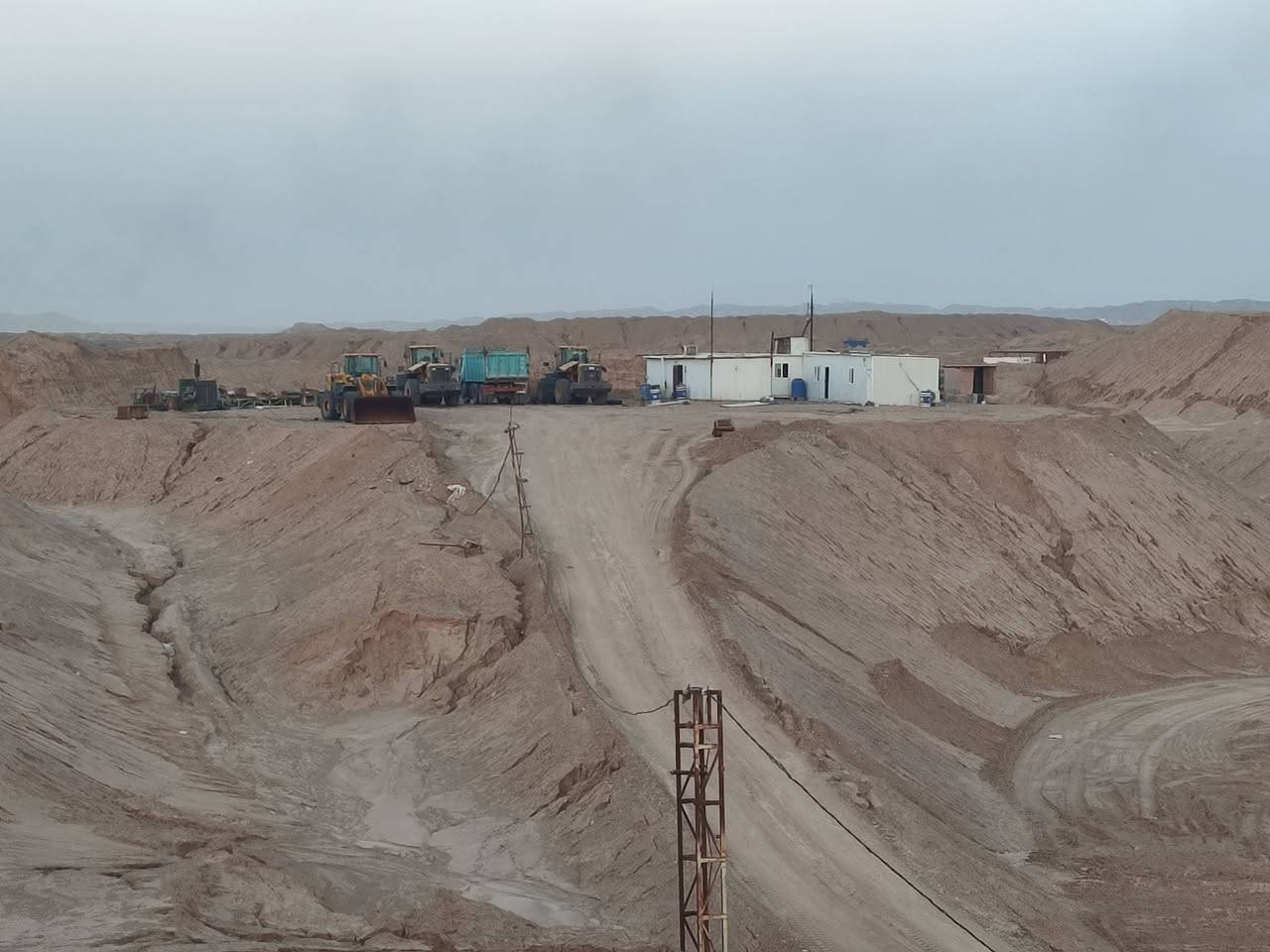 سلام عليكم معمل متكامل البيع ميسان جلات هاتف ***********
