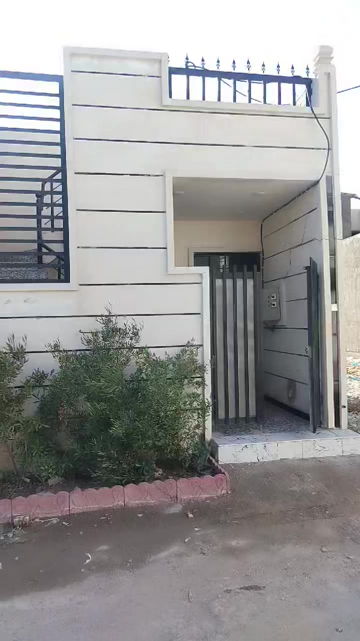 السلام عليكم يوجد لدينا دار للبيع طابق واحد فقط مساحه 100متر واجهه 5ونزال 20يحتوي على ستقبال +مطبخ غرف نوم عدد 2 +حمام جميع الخدمات موجوده ماء وتبليط وكهرباء نوع الملك طابو زراعي سند 25اقرار محكمه العنوان بغداد الدوره البوعيثه مجمع عدل الثاني الاستفسار اتصل على هاتف *********** /***********
