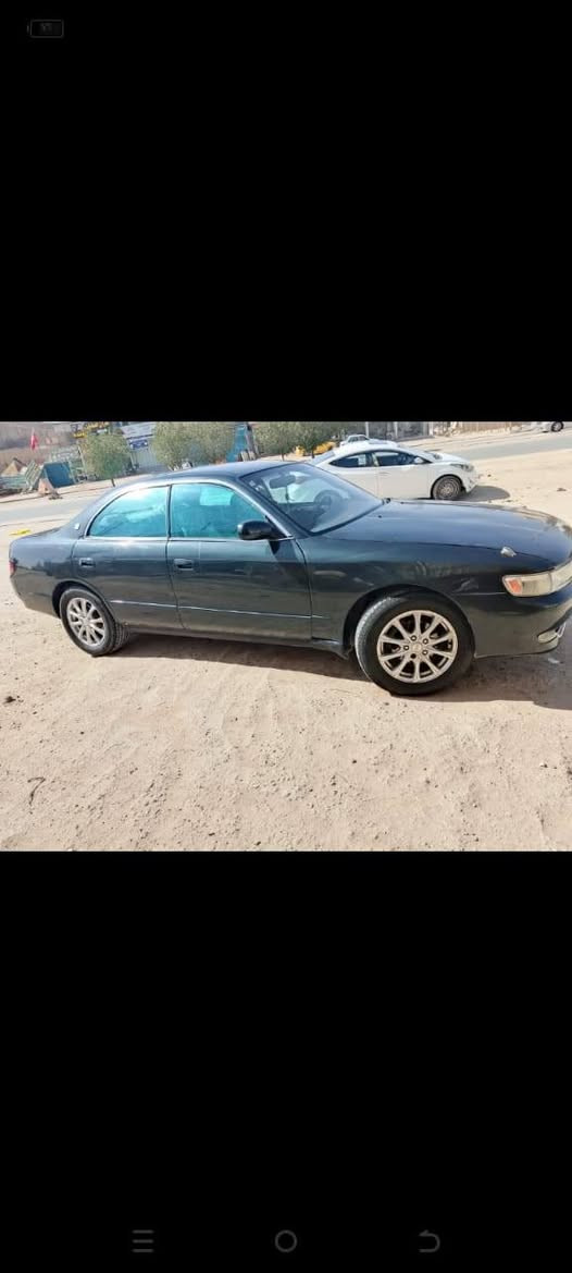 سلام عليكم شيزر موديل 93سياره نضيفه مكفول من كلشي بيه بس ضربه من وره خفيف السياره دواخله نضيفه جديد تخم تايرات جديد مكينه كير جديد سياره بسمي تحويل ثاني يوم رقم *********** السعر 49 وبيه مجال
