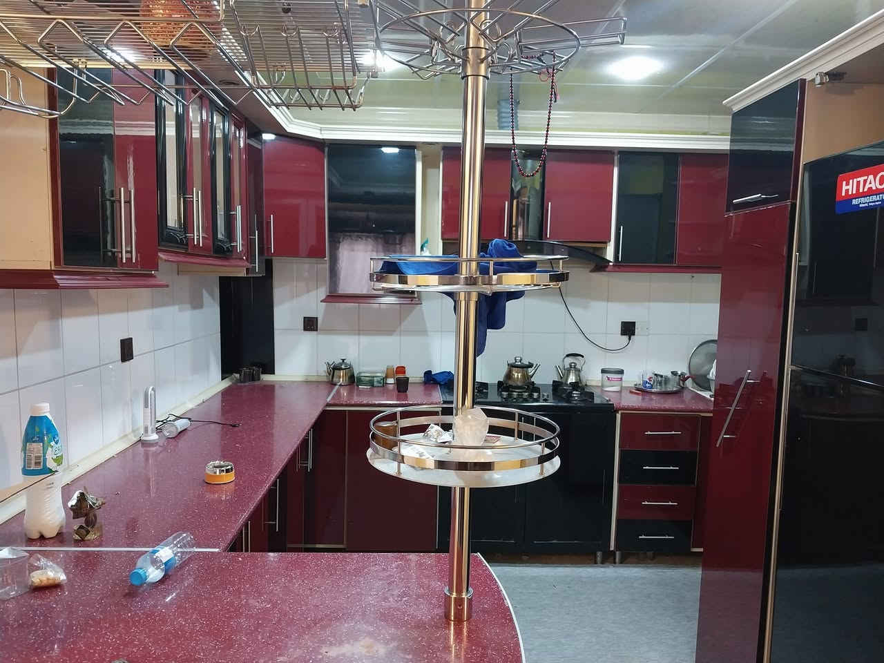 كاونتر خشب مع سنك و طباخ و مرشحة ٨ امتار
سعر : ٣٠٠ الف.            مكان السليمانية 
________ 
كاونترى ته خته له گه ل سنک و ته باخ و موره شه ح 
نرخ : ٣٠٠ هه زار.       شوین سلیمانی 
***********
