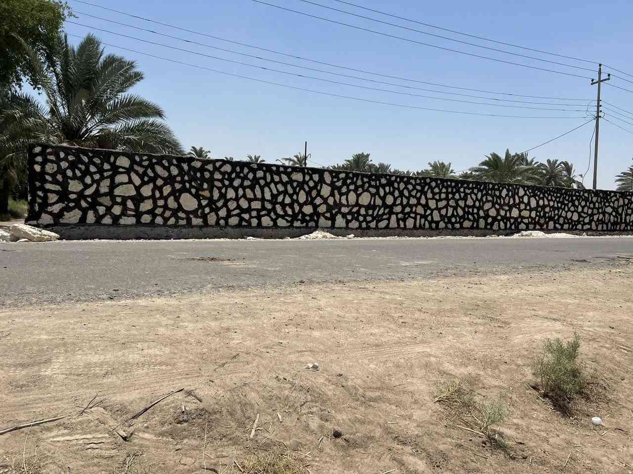 يسوق الله الرزق إلى عباده من أوسع أبواب اللطف والعطاء 
ويرزق بالسبب، وبلا سبب، وضد السبب،

***********‏‪

***********‬‏
