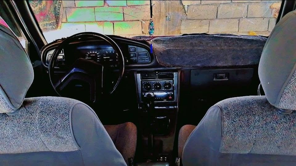 سلام عليكم ورحمة الله سياره برنس للبيع
موديل 95
محرك وكير خير من الله 
التايرات جدد 
السياره خير من الله 
كله شغال 
السعر 28 وبيه مجال متوازي على بيعته 
الرقم: ***********
وتحياتي لجميع 🌿
