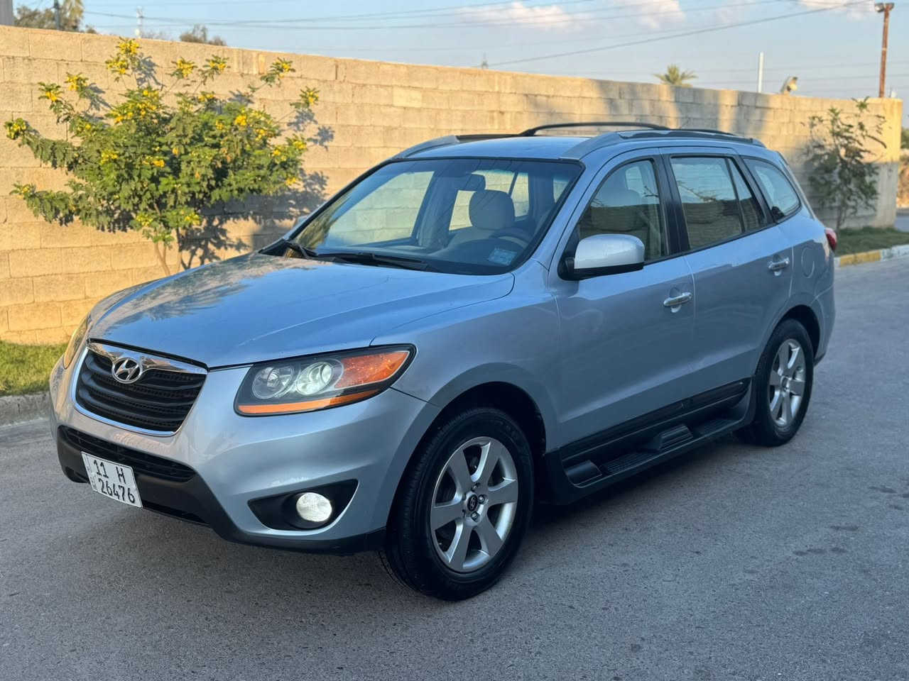 سلام عليكم

سنتافي 2007 وارد امريكي كلين

بدون حادثه بيه صبغ بلعراق اثر تكشير

مكفول من لحادث ولرباك بجم كبس

بيه قطعه صبغ وقطعتين كلير بدون قطرت
معجون

محرك 6 سلندر 3300 / جديد 🆕 
+ كير جديد 5 نمر

تخم تاير  ستوني شاده صدر امامي خلفي 

7 راكب تبريد 3 قطع كشنات جلد + كهرباء

شاشه كامره تحكم جهتين لايت زنون 

رقمه وسنويه جديده 

بسمي وهزه جديده وشرط تحويل

سعرها 115 وتصل وتدلل مكانها بغداد

***********
