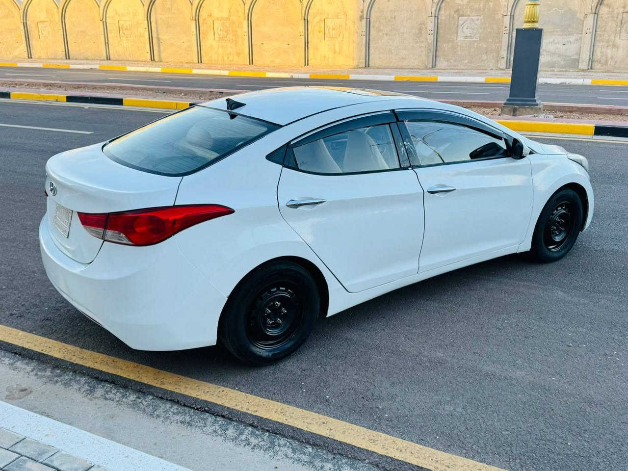 مديل 2014السعر87 للستفسار ***********النترا مديل 2014محرك 1800 سياره صبغ عام جماليه بيها ضربه بل بجم خفيفه بسمي مداور ثاني يوم مكانها كربلاء
ترايها يخبل حداديه ومحرك وكير مكفولات
مكلف بلنشر رجاً
