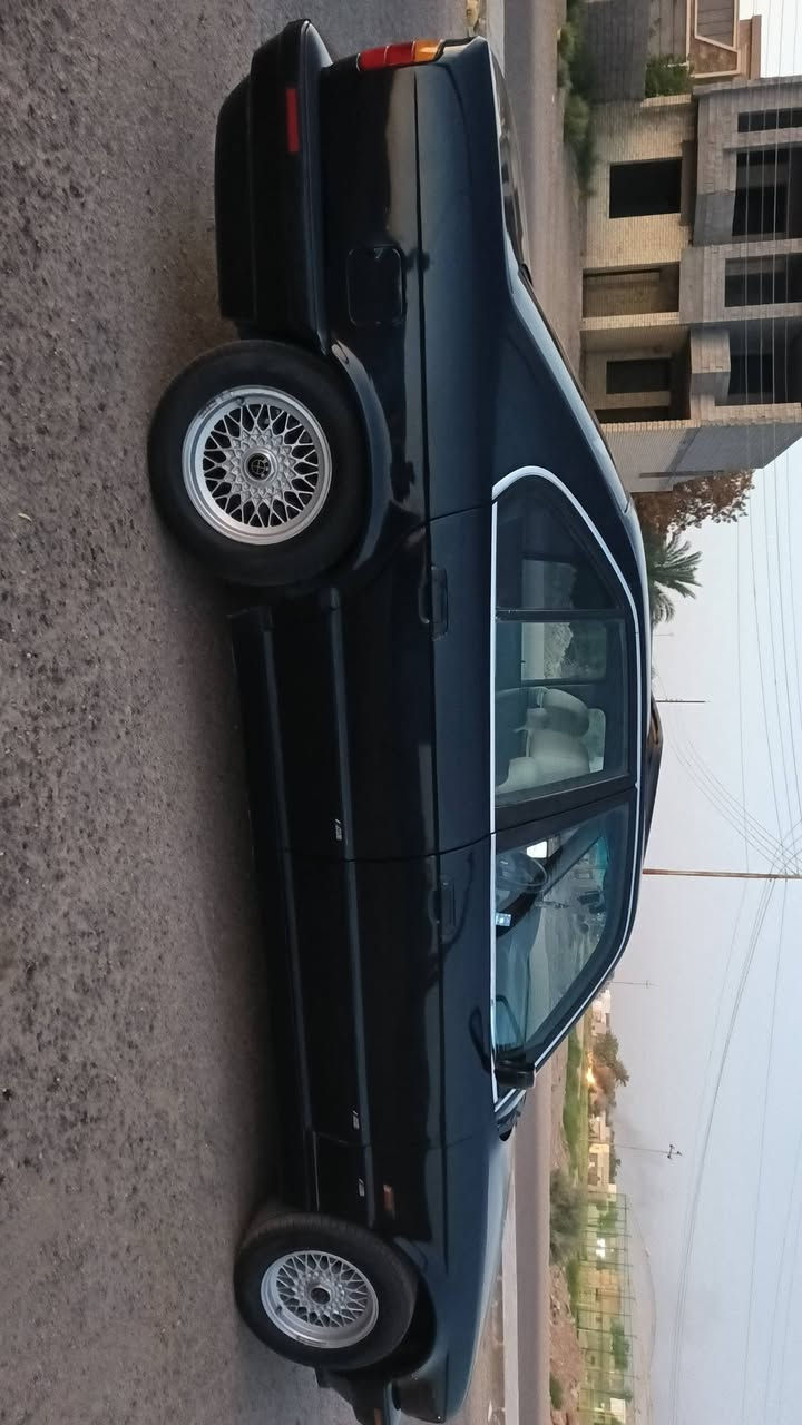 بي ام 525  موديل 91 سياره مصبوغه عام جماليه محرك مسكر فانوص تبريد ثلج تخم تاير  جاهزه مال جناي رقم انبار انكليزي تحويل مباشر  مكان سياره 
الرمادي جويبه السعر 46 وبيه مجال خوان مكلف بنشر وهاذ رقم صاحبه ‏‪***********‬‏
