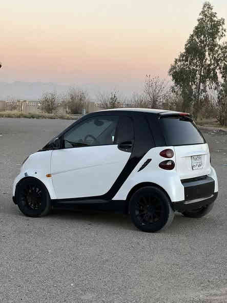 سمارت مؤديل 2011
3 پستني بةنزين
تؤماتيك 
فول فولة سةيارةكة 
دةعم و ليدراوي نية 
تةبريتة 
رةقةم هةولير سةنةوي اسلي لةگةلة رةقةمي داغراوة بة ئةوةليات دةفرؤشم 
لةشاري كؤيةم گؤرينةوة و قةردو قستم نية 
سحري 37 وةرةقةو مةجال 
***********
***********
