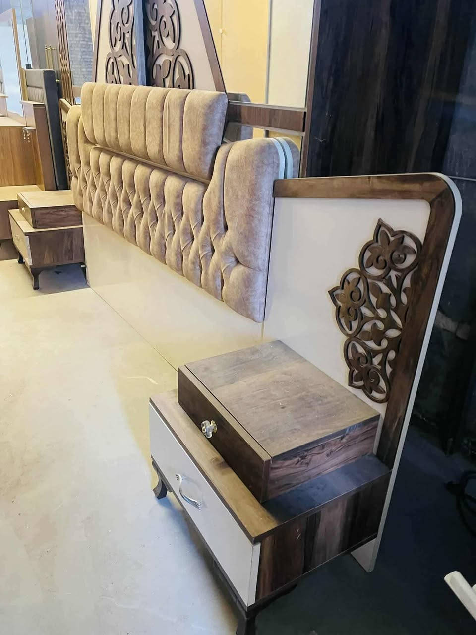 غرفه ترڪي مستخدم 🇹🇷
5قطع 
نضافه 85\💯
نضام سلايت  💢
السعر 400💸
مع شد🪛 ونقل 🚚  مجاني  داخل بغداد  محافظات بكروه


**إذا كنت صاحب هذا الإعلان وتريد حذفه لأي سبب، رجاءا أرسل رسالة إلى الدعم الفني**