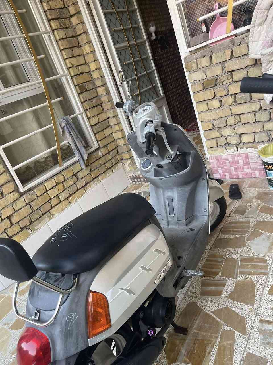 السلام عليكم دراجه بوليس كابريتر للبيع دراجه مكفوله كفاله عامه سعر 750 وبيها مجال الاستفار***********
