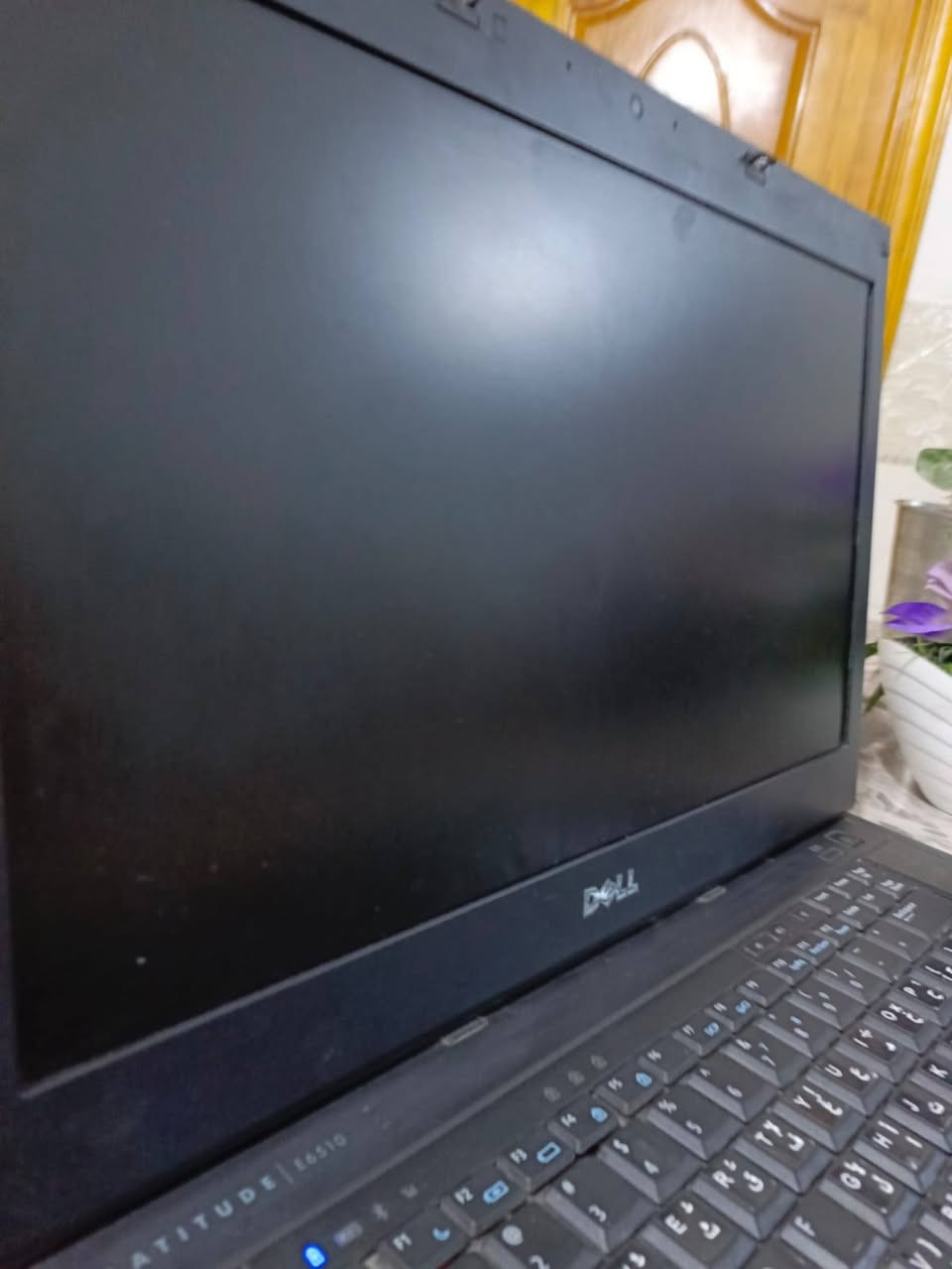 السلام عليكم
للبيع حاسبه Dell كلشي مابيها قيم بل يرضى الله واخذها مكاني كربلاء الحسنيه للاتصال ***********
