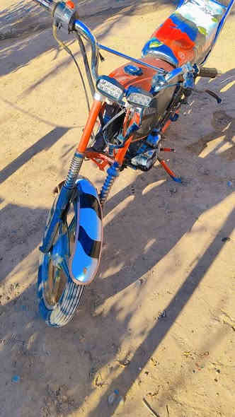 السلام عليكم 

ماطور نامي برو 5 گير موديل 2017 سلف شغال محرك تايرات كله بل شرط سعر 200 وبي مجال ::***********
