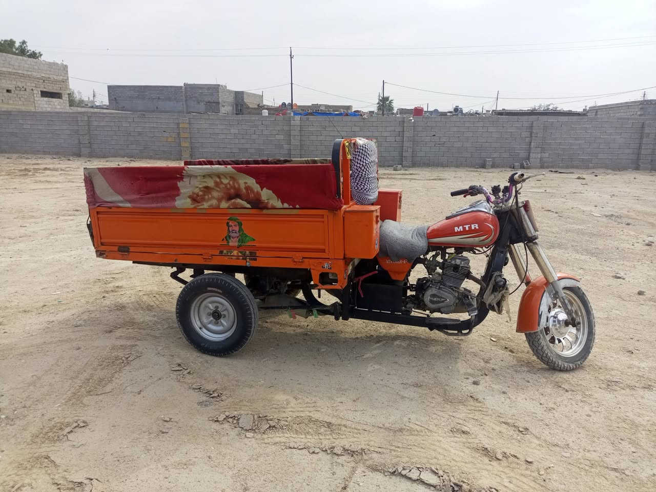 سلام عليكم ستوته اوراق نضيفه السعر مليون 400 بيها مجال المكان البصره الزبير ***********
