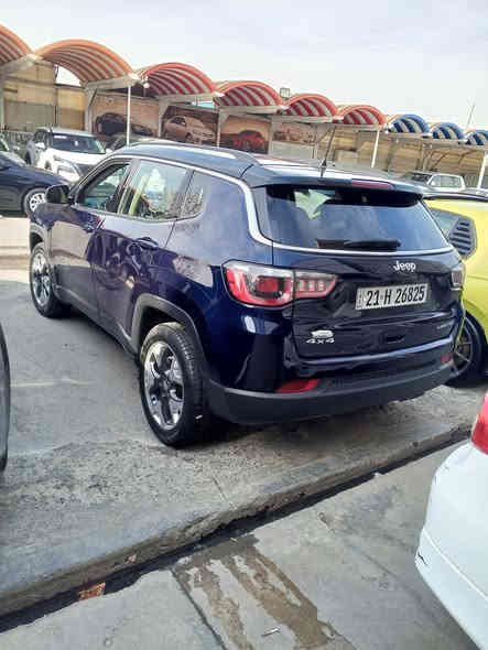 السلام عليكم اخوان عندي انواع السيارات في اربيل شارع 100 نظامنا بس اقساط من 60 ورقه فما فوق وشهريه ثلاث ورقات وهذا الرقم بواتساب *********** وياكم ابو صالح ربيوار سنجاوي
