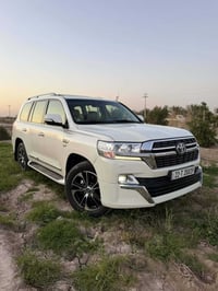 لاندكروز VXS • محرك ٥٧٠٠ • رقم اربيل