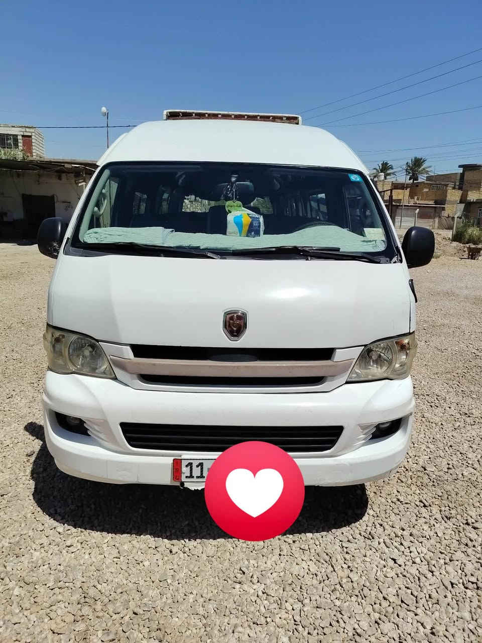 السلام عليكم جنبي مديل ١٤ جاهزه مكينه صندوك تبريد ثلج حداديه تخم تاير جاهزه من كلشي مداور ثاني يوم  مكان السياره ديوانيه  ملاحضه الاتصال ع صاحب لسياره ***********
