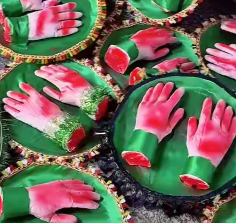 تفوح بريحة الخدمة الحسينية 🏴🌿 كل ما نملك هو من الحسين..'
جهزنالكم توزيعات خاصة بمجالس عاشوراء، معطرة بذكر أهل البيت ومتكاملة من كل النواحي، حتى تقدموها لزوار الحسين بكل فخر وترتيب مستعدين لتجهيز كافة المجالس والهيئات.
للتواصل والطلب، يرجى مراسلة الصفحة


**إذا كنت صاحب هذا الإعلان وتريد حذفه لأي سبب، رجاءا أرسل رسالة إلى الدعم الفني**
