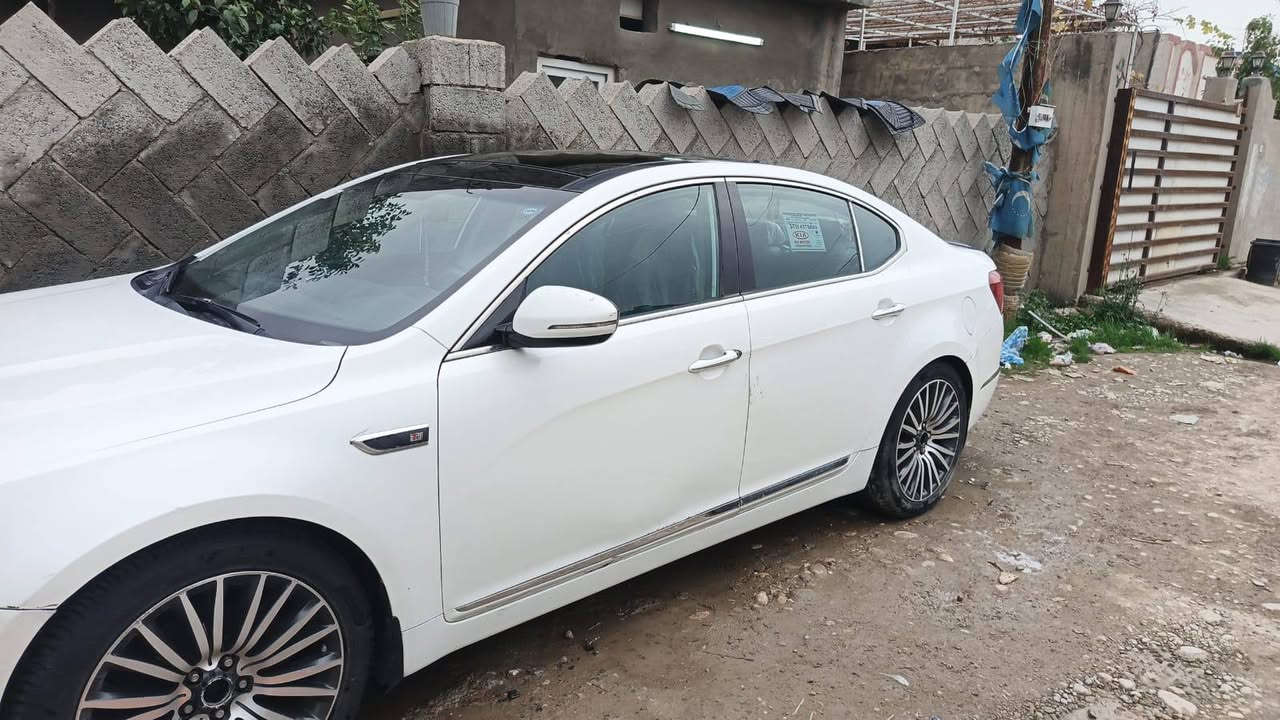 سلام عليكم كيا كادنزا فول مواصفات معروفه مواصفات الفول سونار موجود بالصور هزه جديده قبل شهر  سنويه جديده سياره فقط بيها مكينه كامت قبل اسبوع صدر تايرات كله جديد هزه جديده والكل تعرف هزه الشمال شلونها 103 وبيها مجال بسيط عنوان كركوك


**إذا كنت صاحب هذا الإعلان وتريد حذفه لأي سبب، رجاءا أرسل رسالة إلى الدعم الفني**