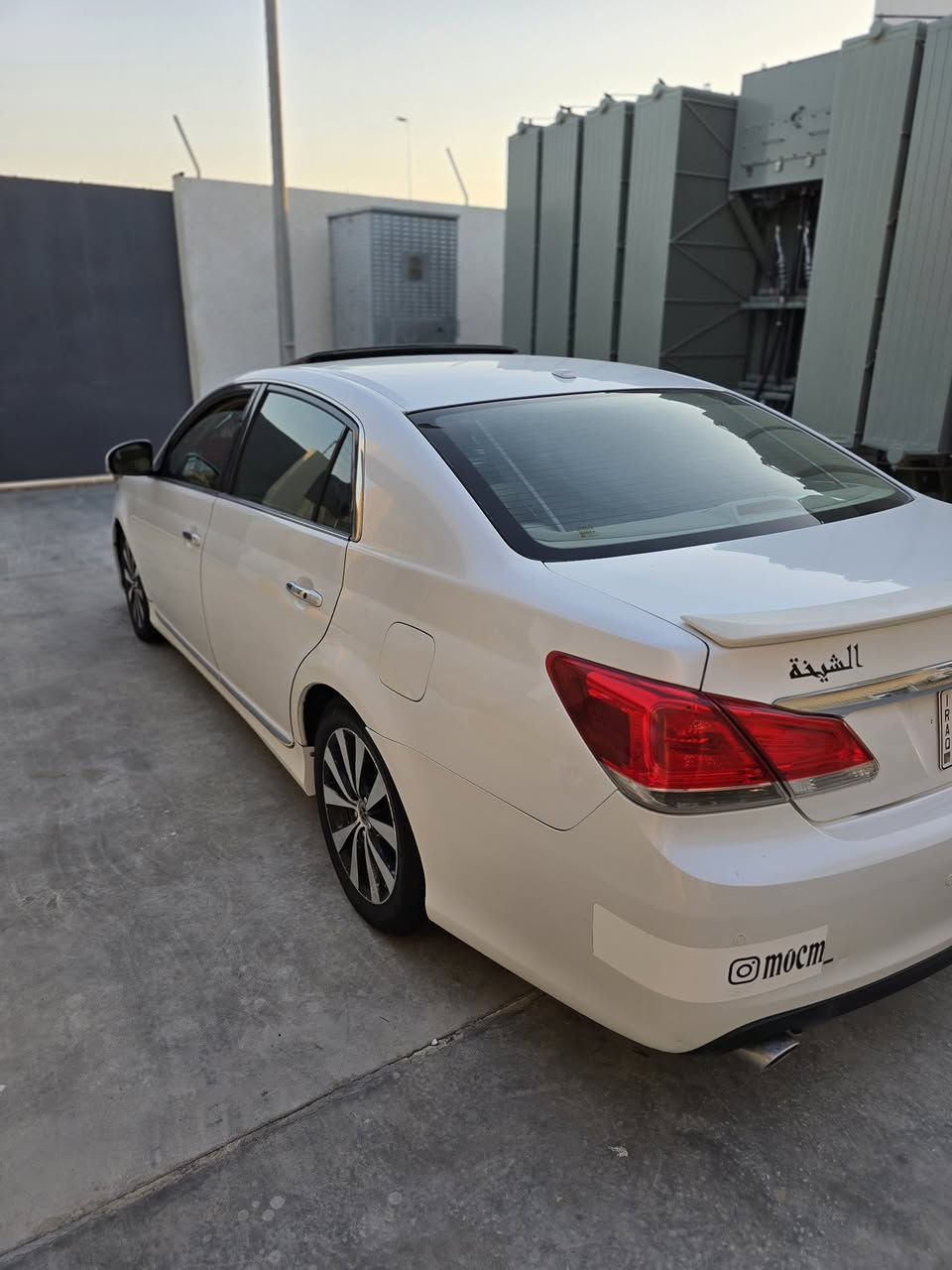 سلام عليكم
افلون ٢٠١١ خليجي بأسمي فول مواصفات 

مشروع وطني سنويه تنتهي ٢٨

بيها جاماغ مبدل أمامي و صبغ نص الباب و صبغ ب اهلال الخلفي و بارد ٤ مكانات 

 مكينه ب تشغيل صوت رواجز مره 

عنواني بصره ابو خصيب 

***********

سعر ١٤٨
