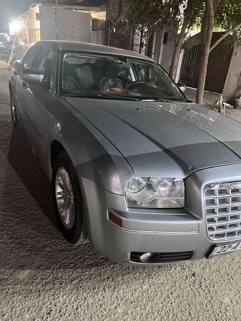 اوباما موديل 2008 
كفاله من الضربه والتبديل
بارد كد شبر بالجاملغ الايمن الامامي
رقم اربيل الجديد 
تريد تحويل تريد وكاله 
سياره جديده كلش 
مكاني العماره 
***********
