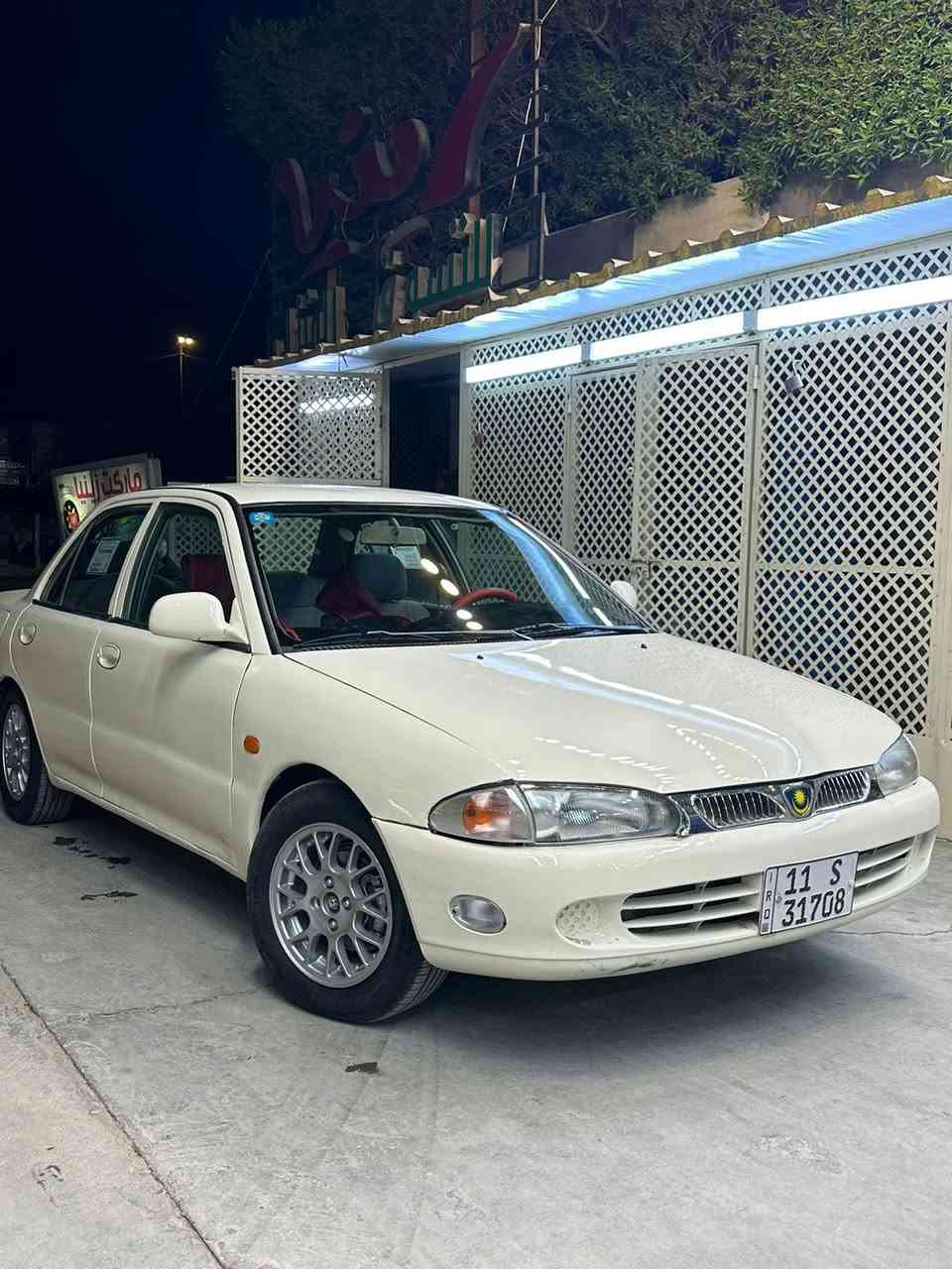 بروتون 2002 أستيراد خاص تجي 4 جام كهرباء ودركة  مثلث وستيرن رياضي نفخ وتجي نوزل مو كابريتر السيارة تخم تاير باتري جديد صدر جديد دوشمة. عادي جديد وكفرات طبي جديد فوك الدوشمة شاشة اندرويد كاميرة 360 درجة دوارة وحساس اصلي السيارة صبغ عام بدون تبديل رقم بغداد الجديد وهزة جديدة سعر 57 ورقة مكان بغداد زيونة ***********
