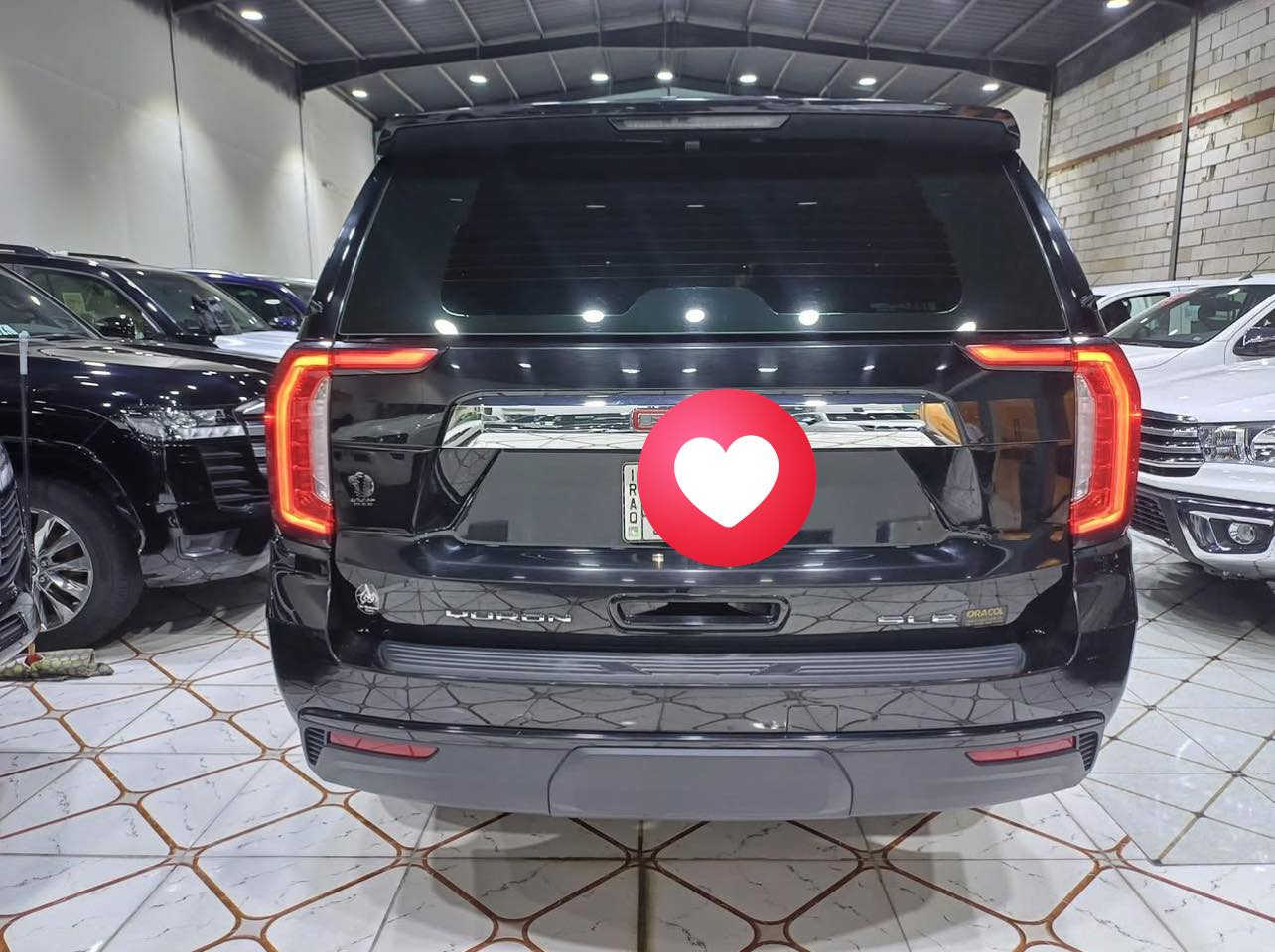 السلام عليكم 
يوكن موديل 2023  
رقم بغداد  3 ارقام مكرر 
وكاله المنصور محرك 5300
كفاله كير محرك  ماشي 120 حقيقي 
السياره مغلفه تغليف نانو اصلي. ضمان 10 سنوات 
بيها بارد شبر. باب الخلفي عكس السايق 
 مكانها البصره. تحويل مباشر. كفاله 
***********
