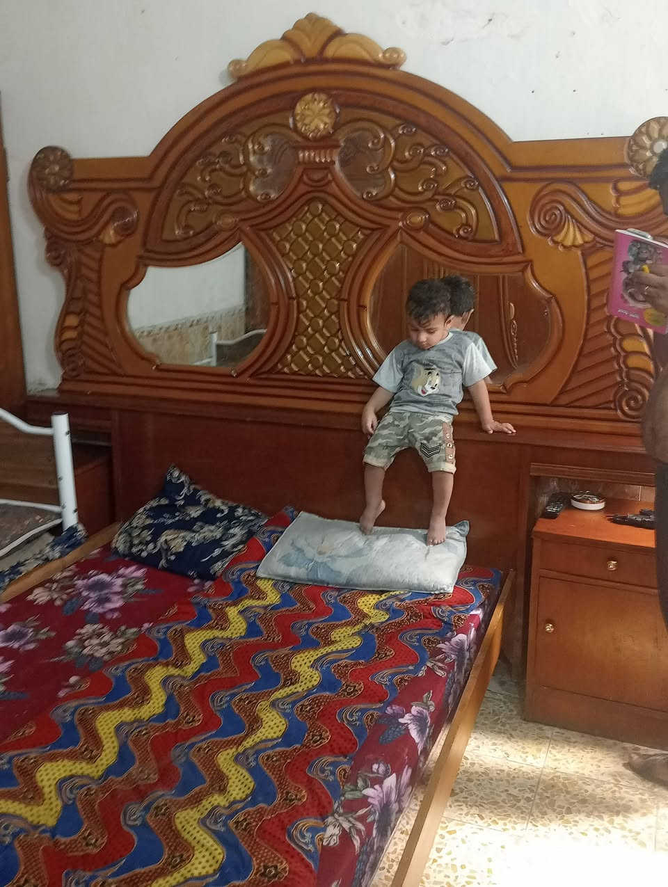 غرفه للبيع تكمه سعر ٤٠٠وبيه مجال مستعجله على بيعته سبب ضرف


**إذا كنت صاحب هذا الإعلان وتريد حذفه لأي سبب، رجاءا أرسل رسالة إلى الدعم الفني**