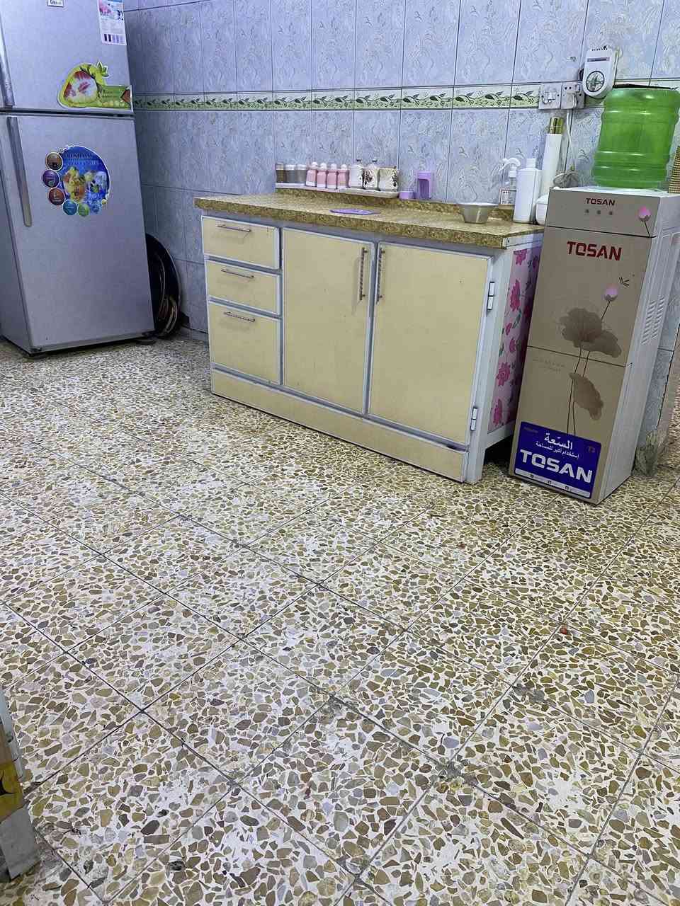 الدار للبيع ..
بيت مساحتة 110 واجهة 10 مسلح طابقين قطاع 23 
السعر 190 
للاستفسار ***********
