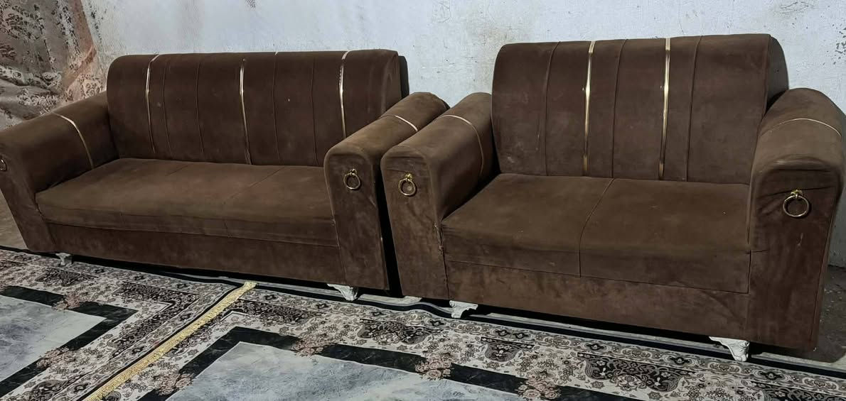 السلام عليكم تخم نضيف
٩ مقاعد العنوان كوت مناسب ***********
واتساب متواجد
