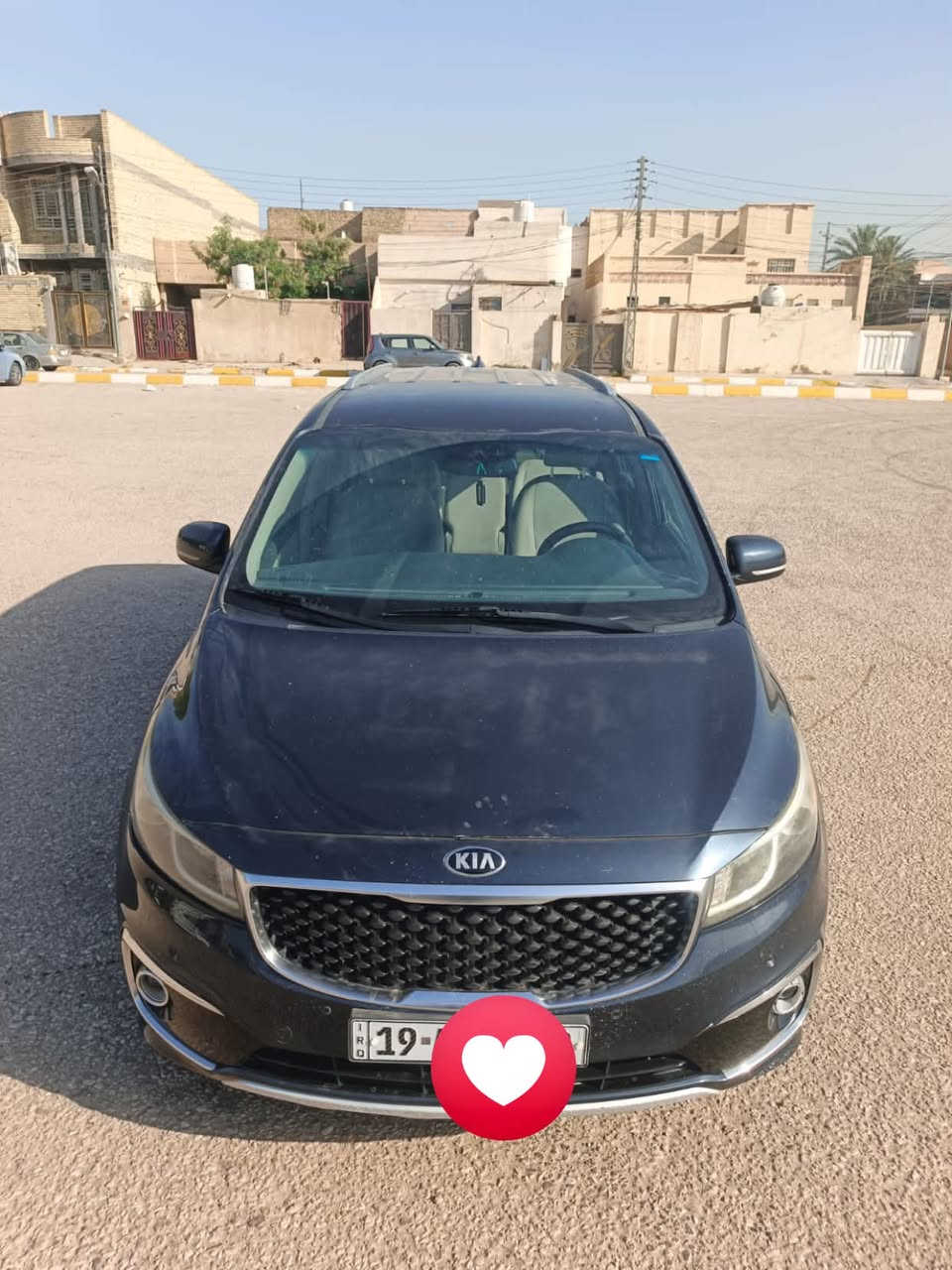 للبيع
سلام عليكم كيا سيدونا مديل ١٦ وارد امريكي بيها قطعتين وقطعه كلير الحادث مالتها چاملغ خلفي مكانها كربلاء 
سعرها ١٧٠ سياره حلوه ونضيفه كلش 
للاتصال ***********
