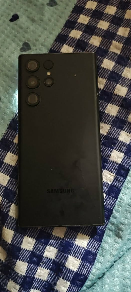 اس 22 الترا تك سيم كارت شاشة مضروبه بس شغاله وكلشي بي شغال سعره 200 قفل


**إذا كنت صاحب هذا الإعلان وتريد حذفه لأي سبب، رجاءا أرسل رسالة إلى الدعم الفني**