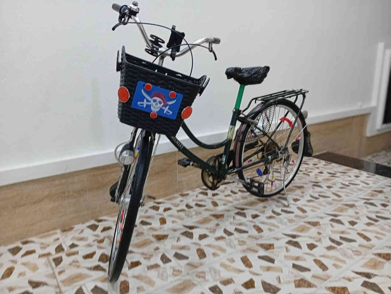 سلام عليكم
بايسكل ياباني حجم26 جدا نظيف مكينه عقرب 
المكان الرمادي للتواصل واتساب ***********
السعر 80الف
