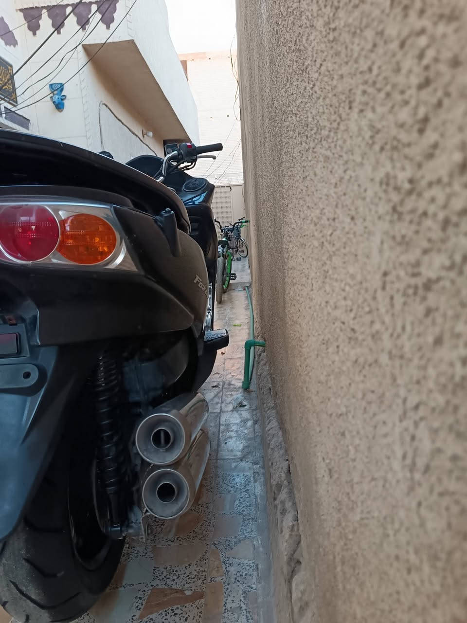 فورزه صفر 10 s7 مكينه مكفوله بشرط صوتها مسمعه ٧ كير أربعة تحويلات شلعه معدل فول كهربائيات كلها شغاله تايرات جدد صالنصه رياضي صوتها ناعم الشراي يتصل
*********** السعر مليون 100العنوان بغداد
