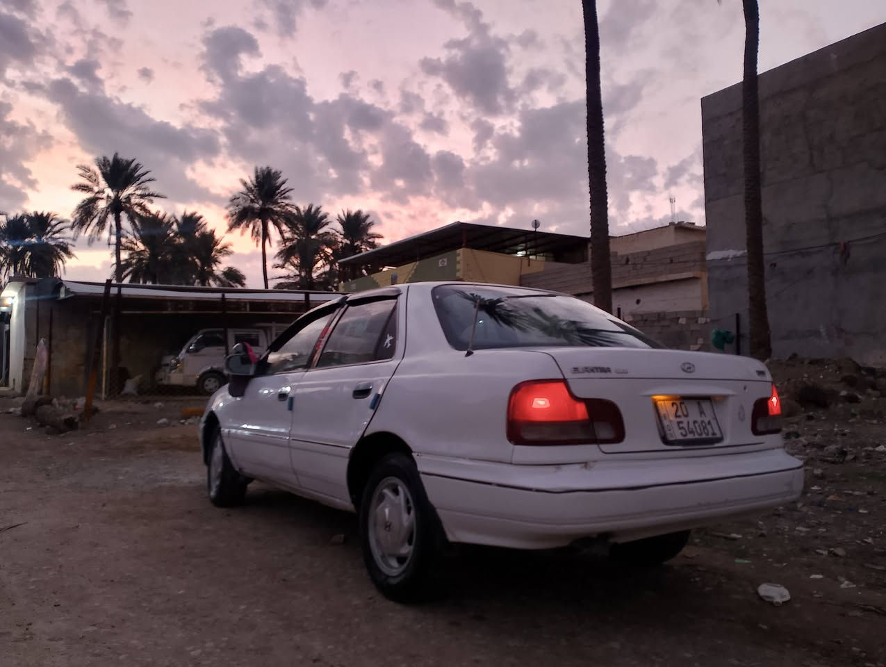 النترا للبيع
موديل 1994
كير عادي

سنوية ل2027 رقم انكليزي
تحويل مباشر 

تخم تاير 
سيارة كاملة مكملة من كل نقص 

سعر 29وبيه مجال للشراي
مكاني ديالى سراجق 
للاستفسار ***********
